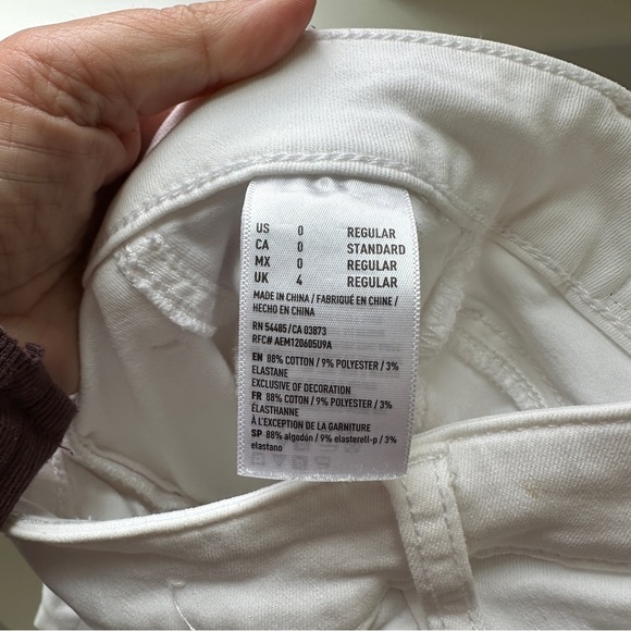 American Eagle Outfitters White Distressed Hi Rise Jegging Cropped Jeans Size 0 - Picture 12 of 13